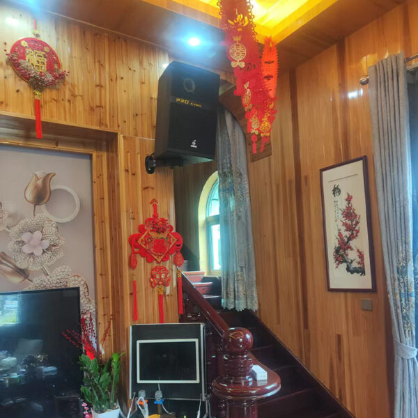 94cm Pine Wood Board – Compact and Versatile - Image 4